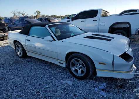 1990 Chevrolet Camaro Iroc-Z from USA, damaged, VIN 1G1FP33F3LL117932